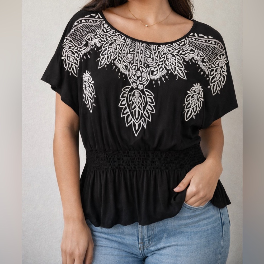 Embroidered Boho blouse top black white size 2X